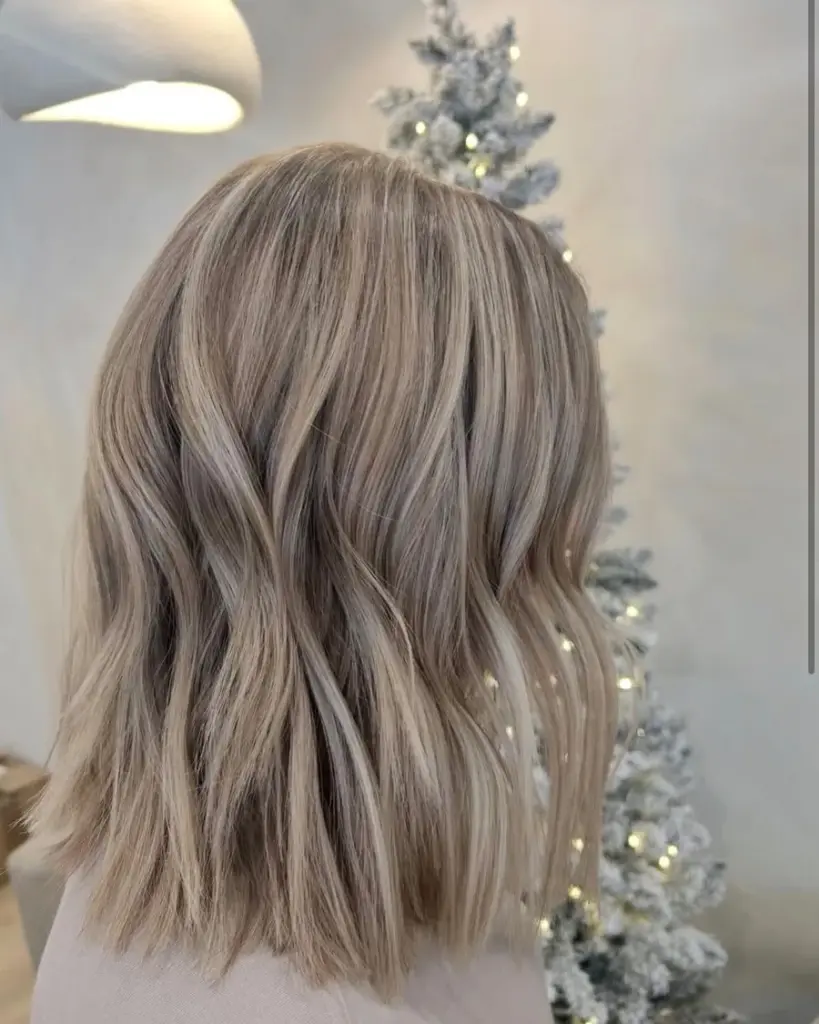 Soft lived-in blonde bob, by Lacie