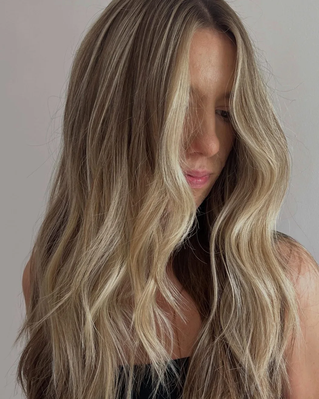 Lived-in blonde balayage by Blonde Culture