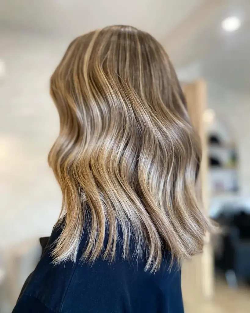 Low-maintenance, high-impact lived-in colour, by Sarah